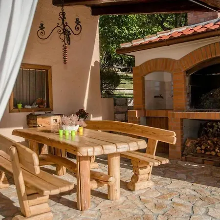 Tolles In Mit Garten By Interhome Supetarska Draga